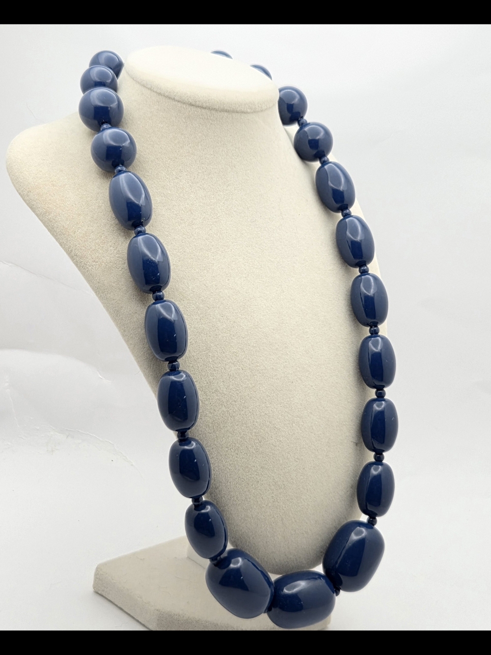 Navy Blue Chunky Resin Bead Necklace 24.5" Graduated Statement